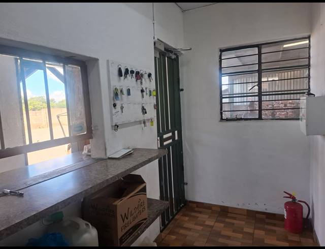 1,500M² FACTORY FOR SALE IN WHEATLANDS AH